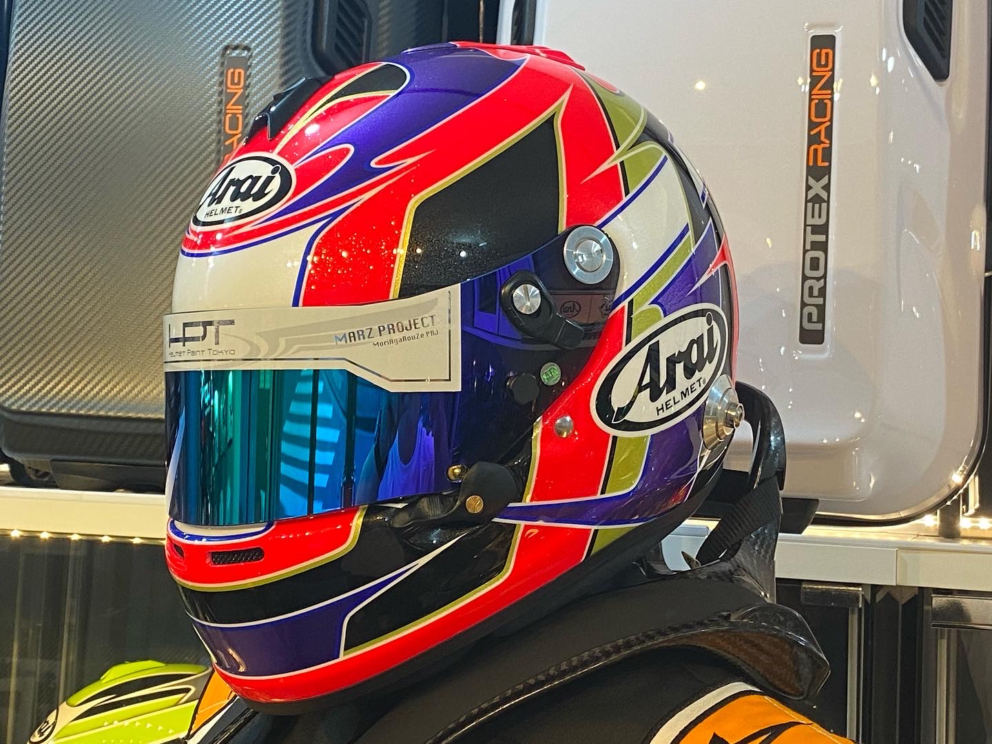 Arai フルフェイスヘルメット モトパフォーマンス アライ4輪ヘルメット ペイント《plating orange blue black