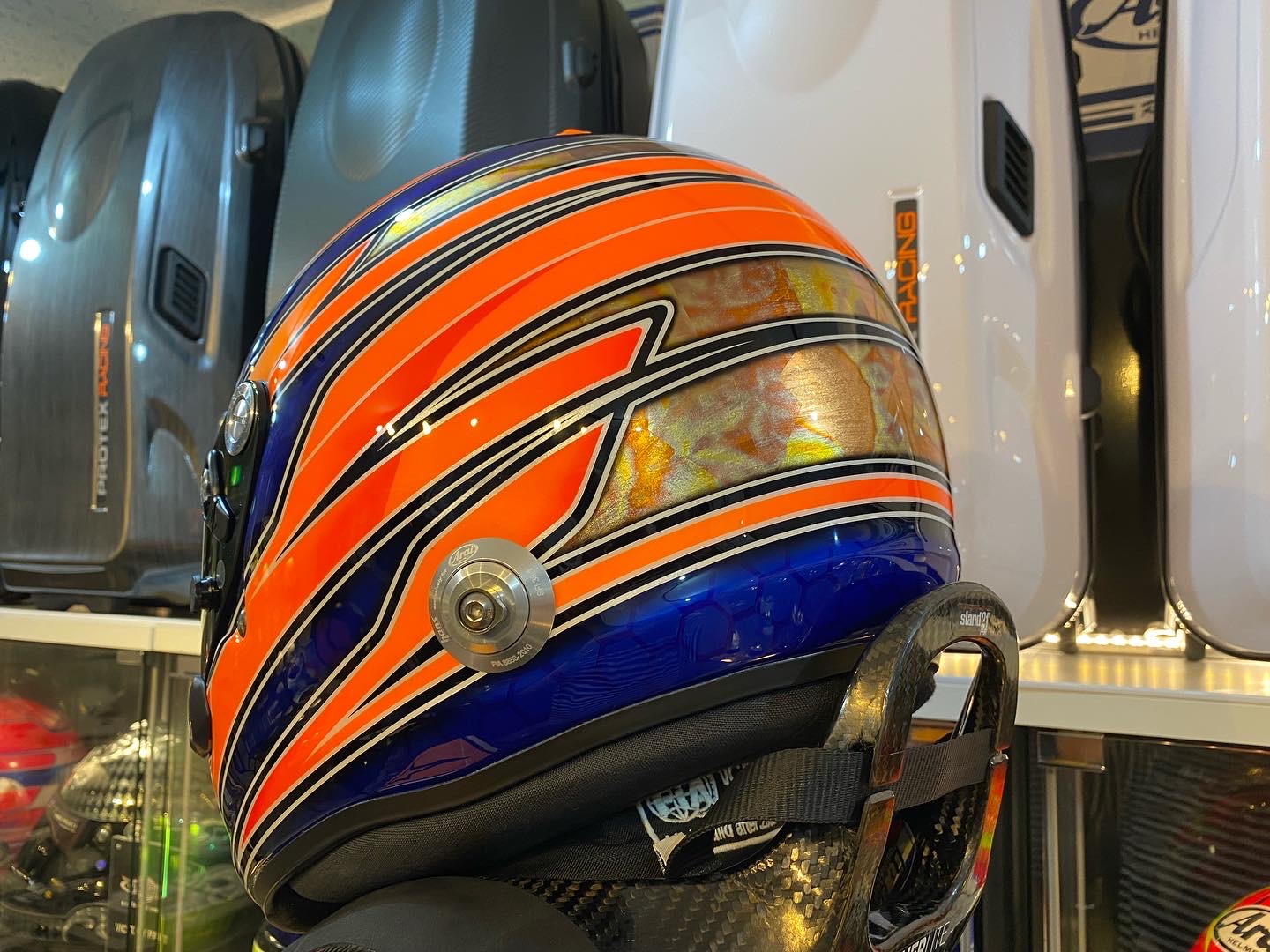 Painted Helmet ARAI GP6S《accendere》 ｜ Helmet Paint TOKYO ヘルメットペイント東京