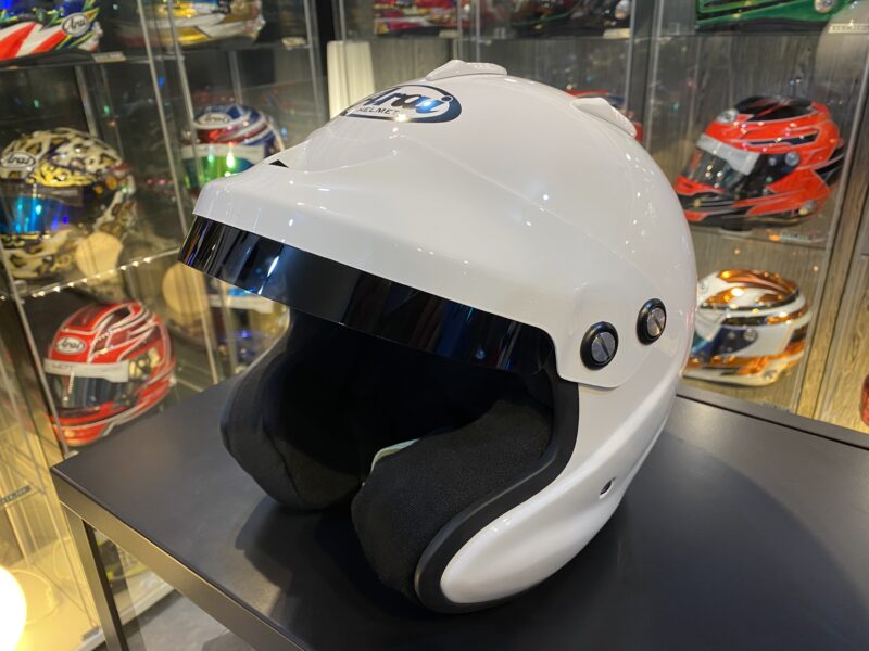 AraiアライGP−j3ジェット　ラリー四輪用四輪競技用ヘルメットです