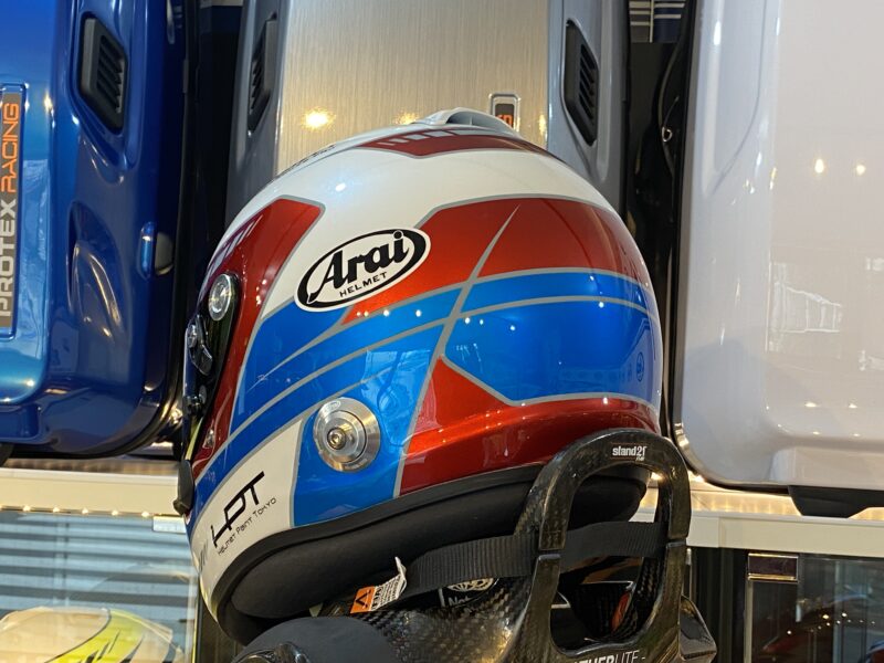 Arai 4輪