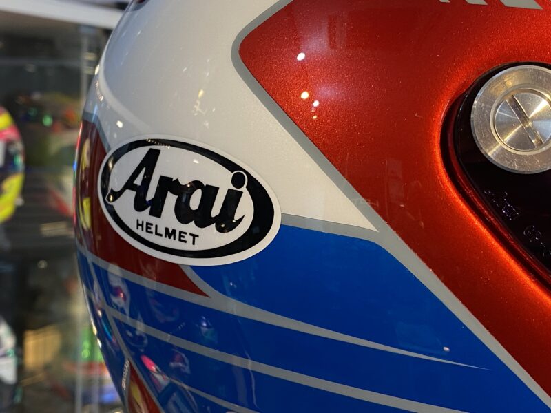 Arai 4輪